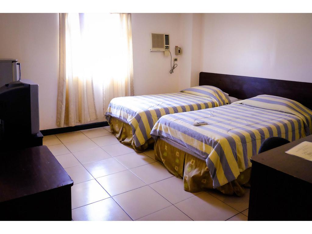 Crowne Garden Hotel Cebu Стая снимка
