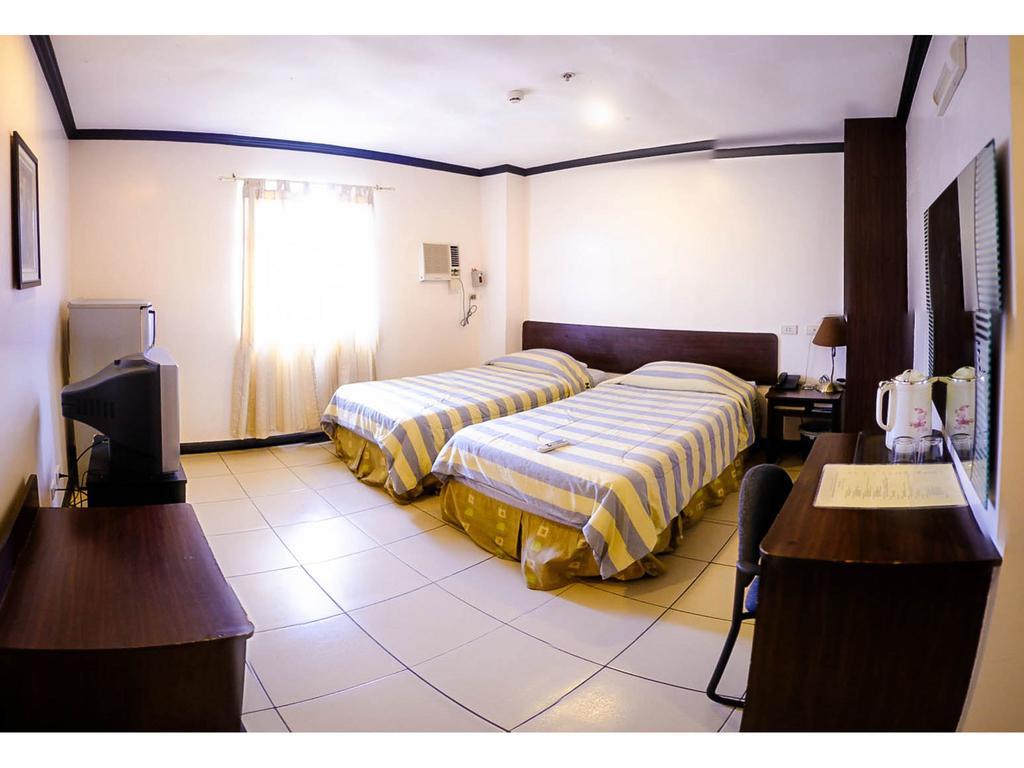 Crowne Garden Hotel Cebu Екстериор снимка