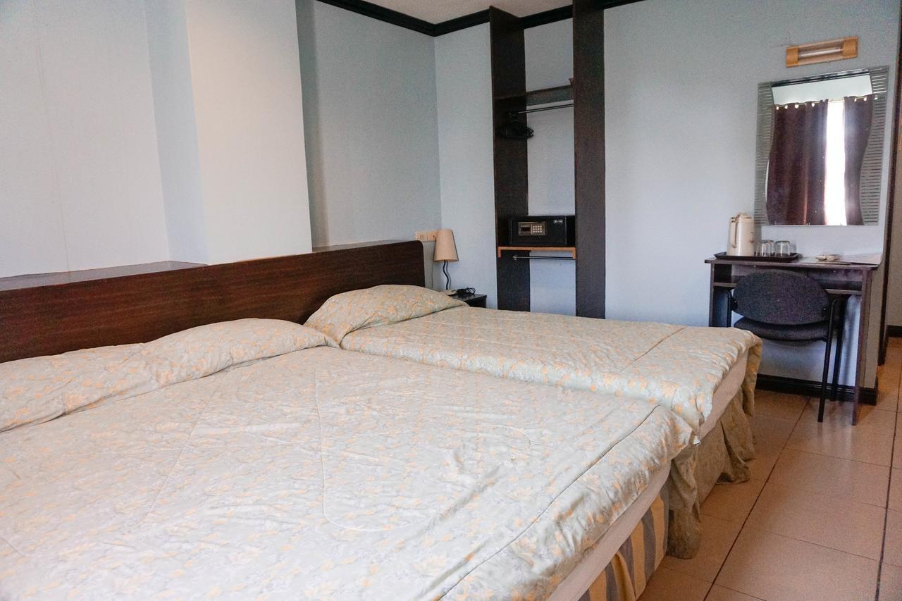 Crowne Garden Hotel Cebu Екстериор снимка