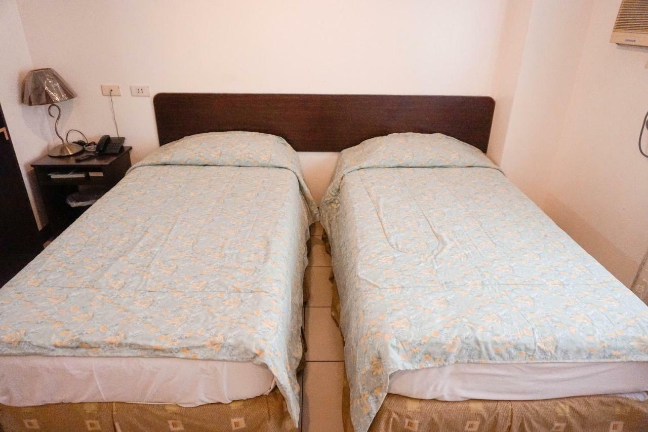 Crowne Garden Hotel Cebu Екстериор снимка